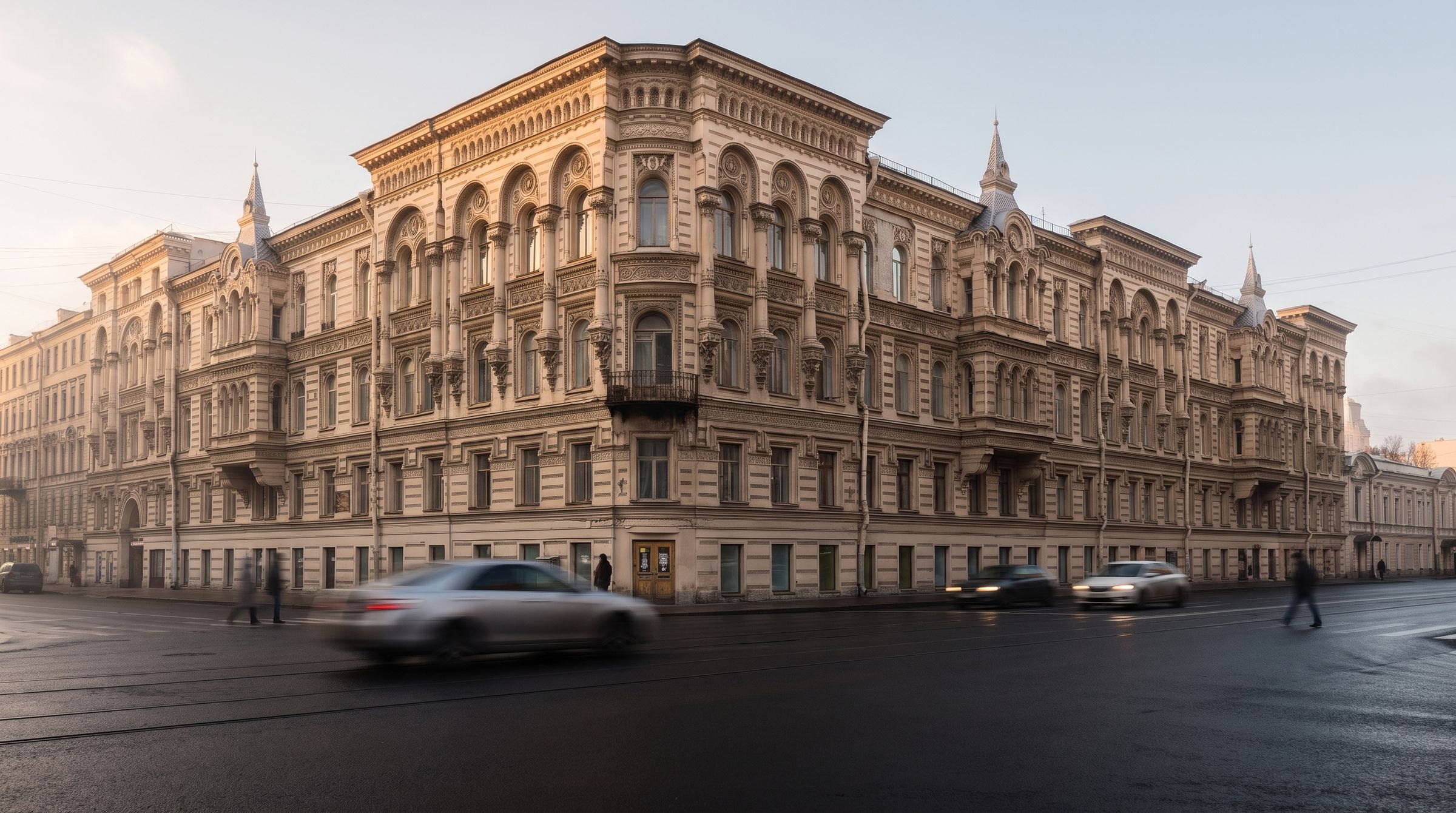 Пестеля, 14 — доходный дом в историческом центре Санкт-Петербурга