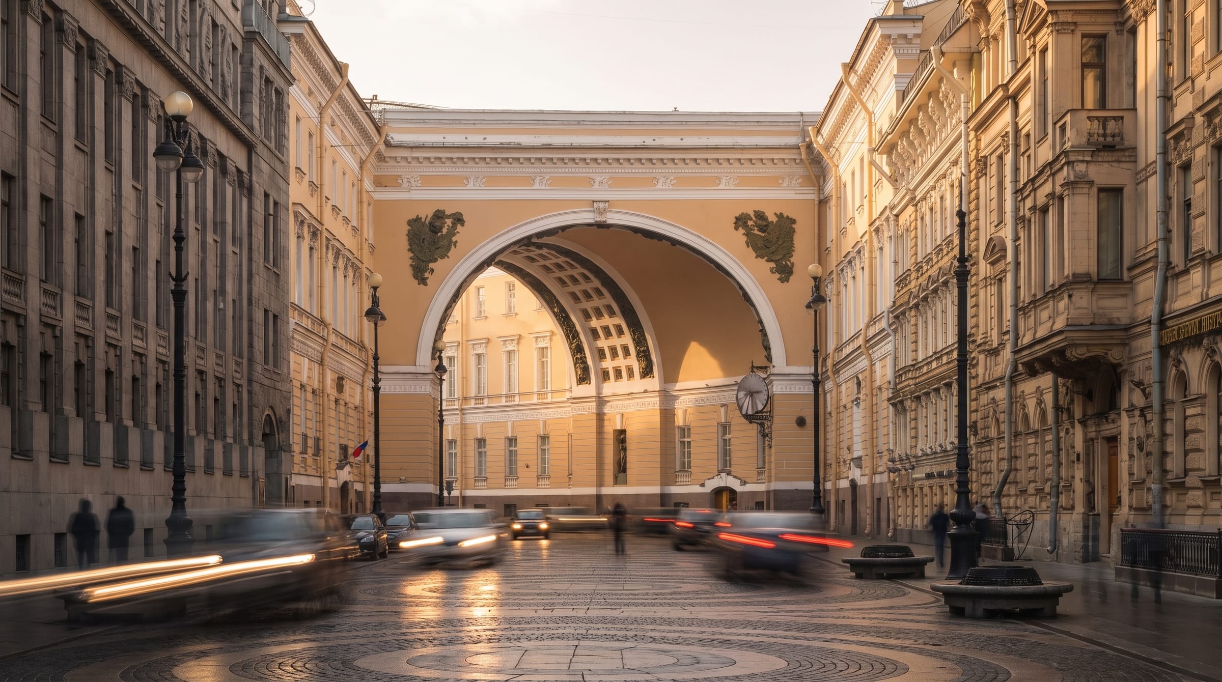 Большая Морская, 6 — дом с угла улицы