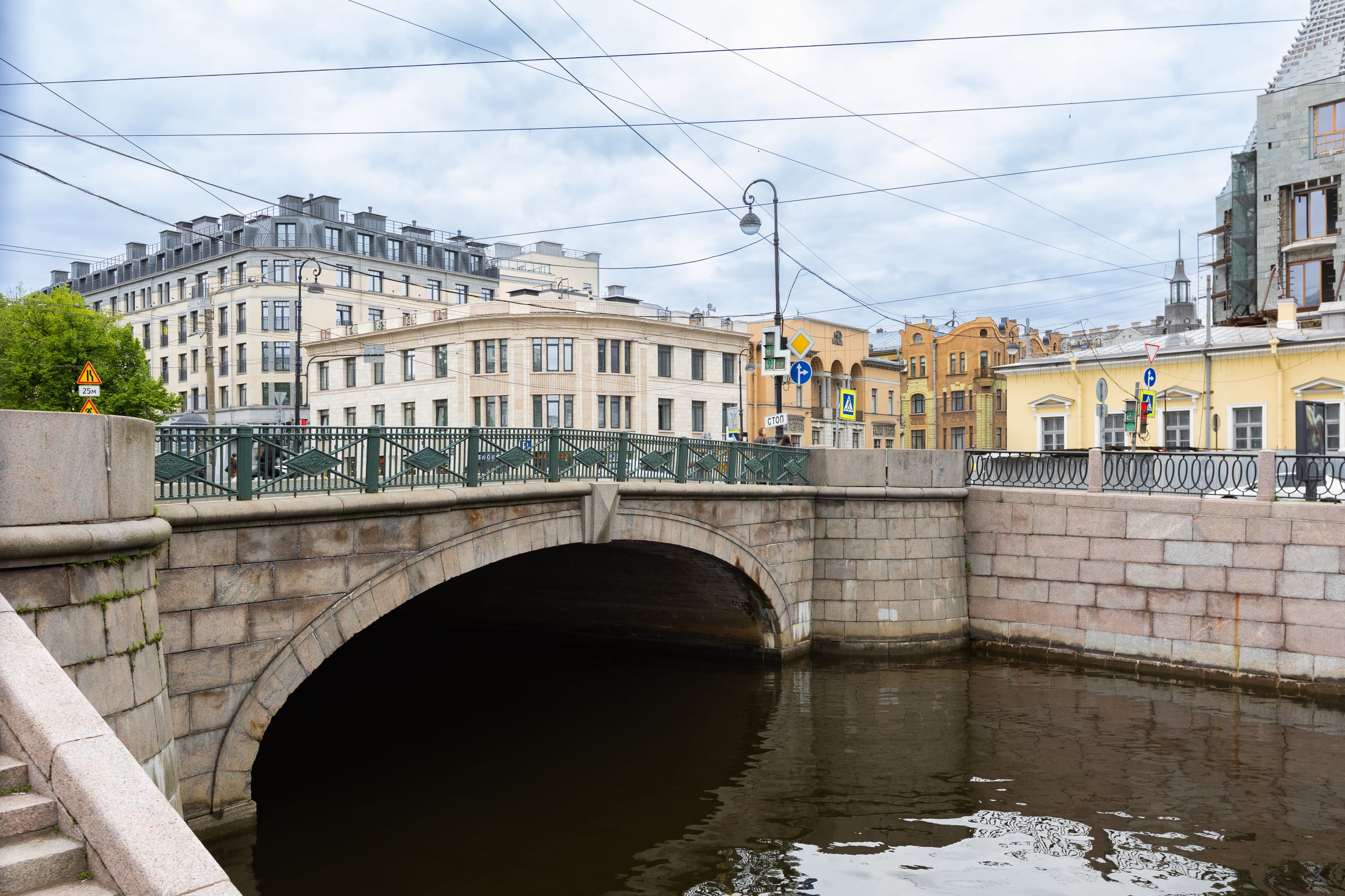Каменноостровский, 50 — улица у дома