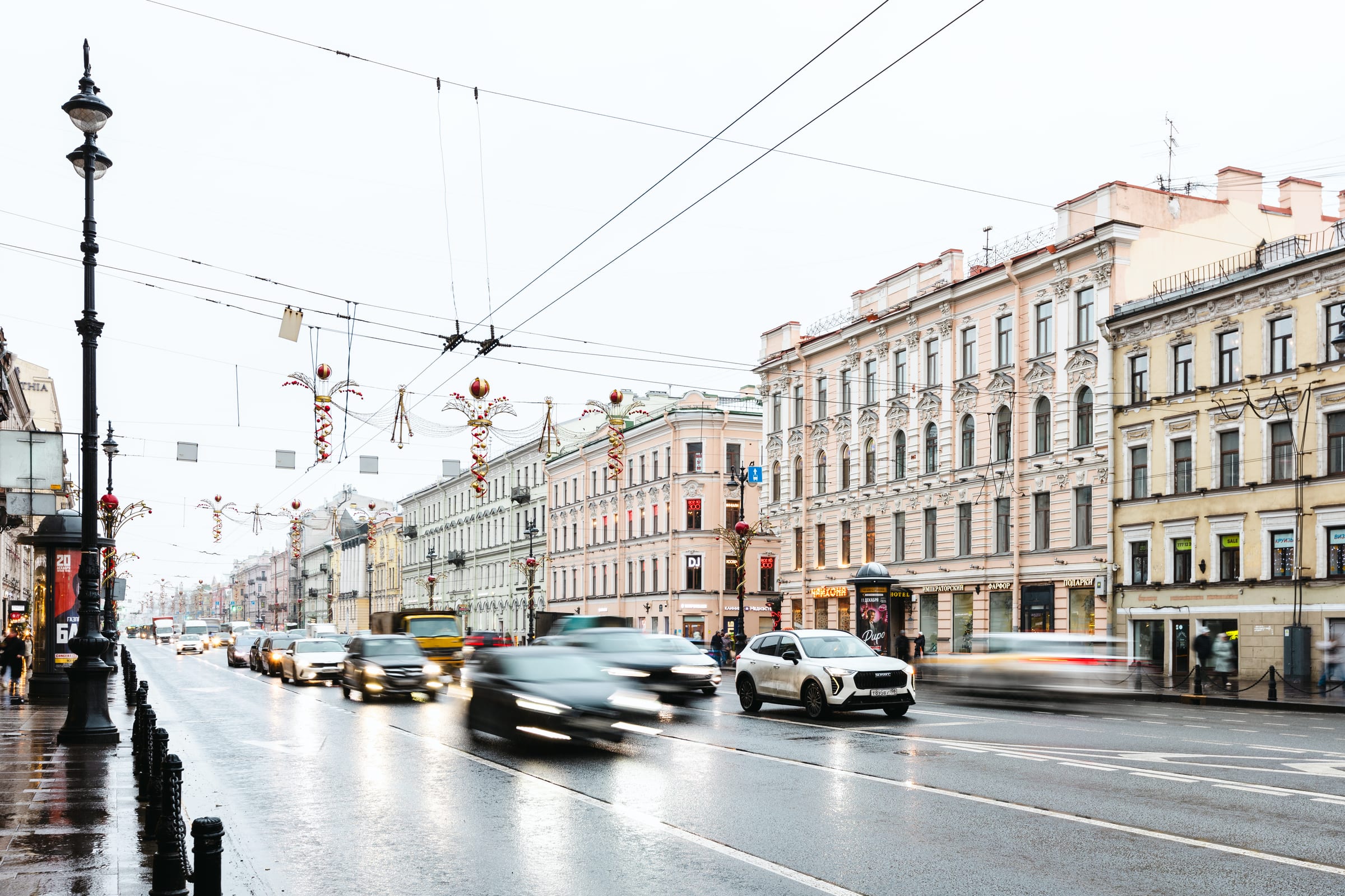 Невский, 90–92 — фасад