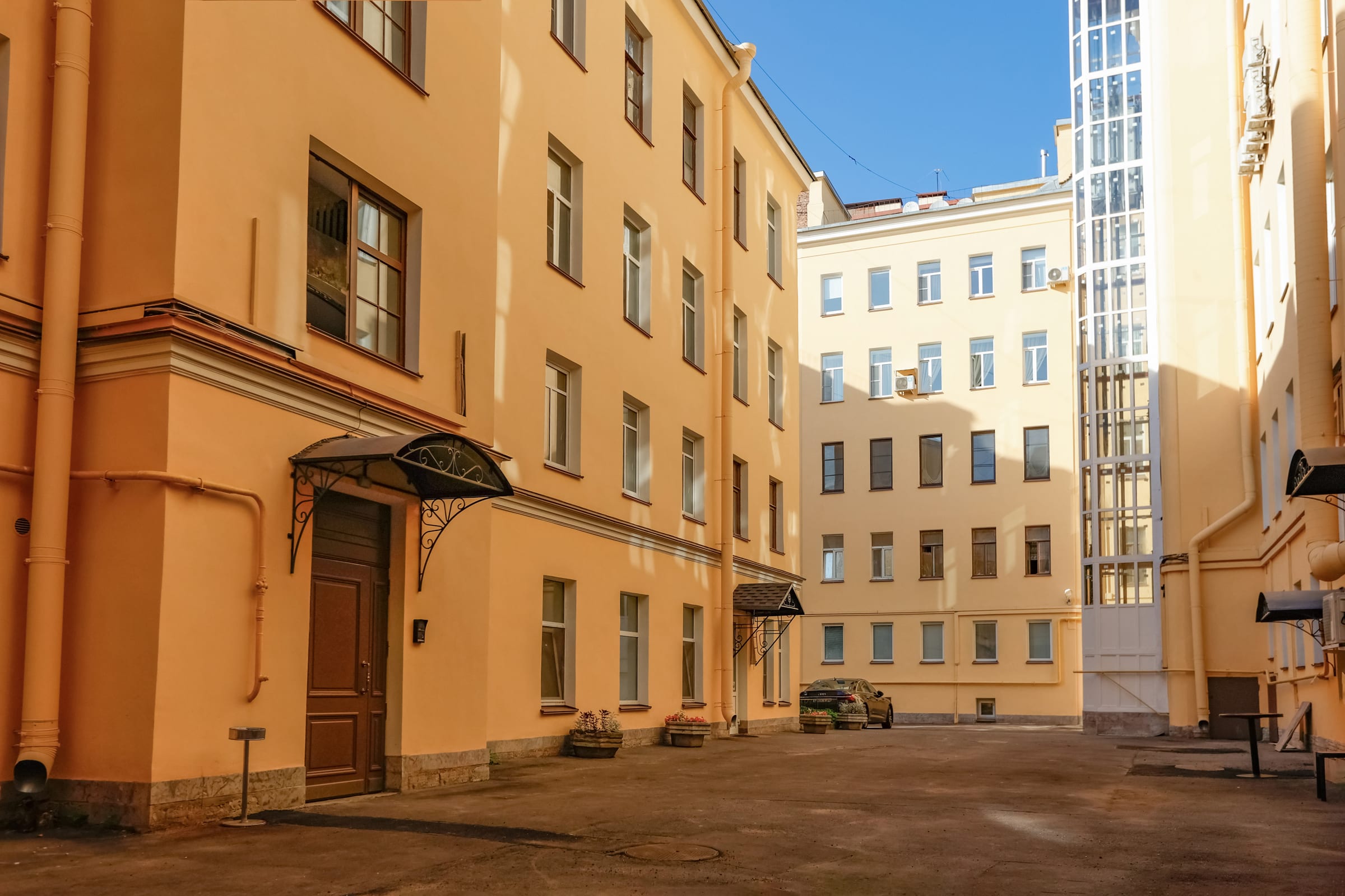 Рубинштейна, 5 — двор